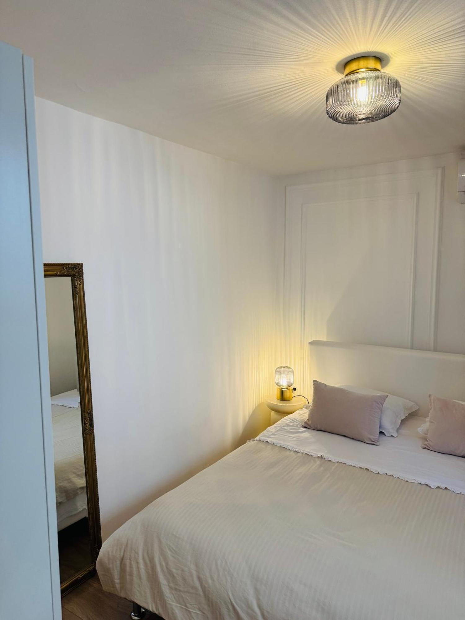 Apartment Stari Dvor Kaštela Eksteriør bilde
