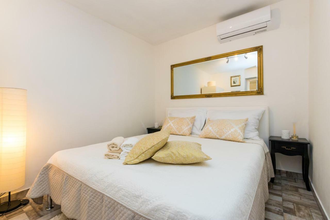 Apartment Stari Dvor Kaštela Eksteriør bilde