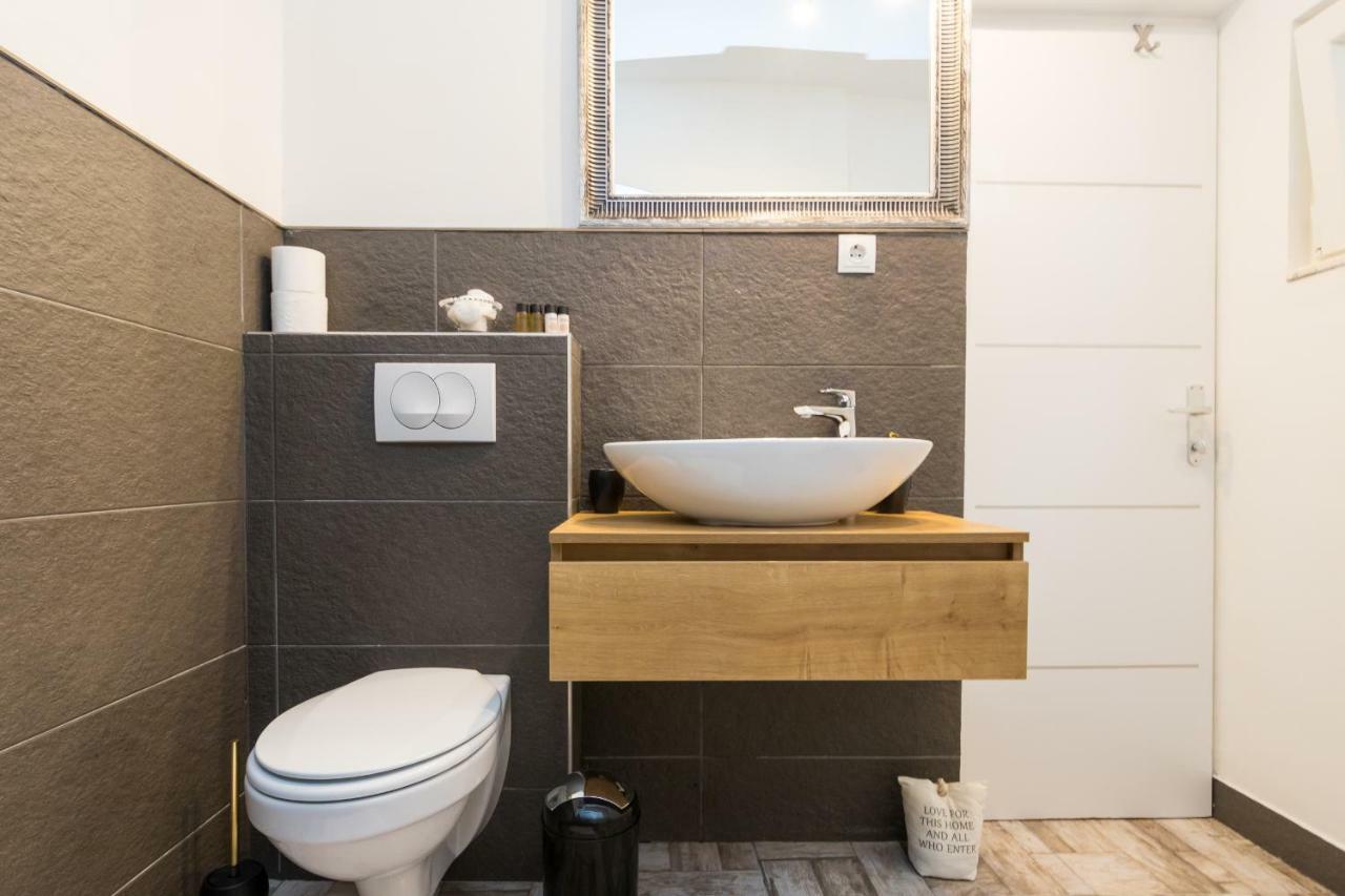 Apartment Stari Dvor Kaštela Eksteriør bilde