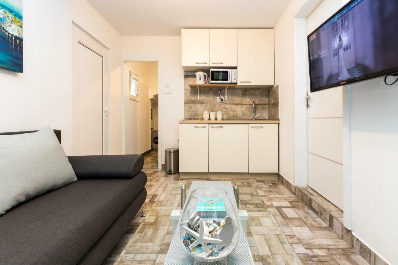 Apartment Stari Dvor Kaštela Eksteriør bilde
